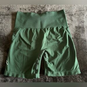 Oner Active Racing Green Effortless Shorts Size Small Worn Lightly